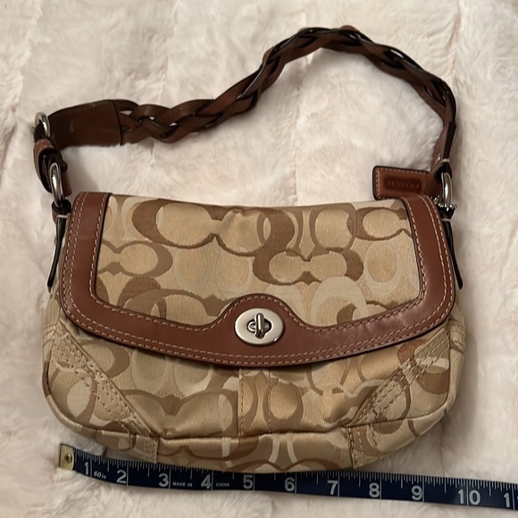 Coach Clutch Bag - Picture 6 of 8
